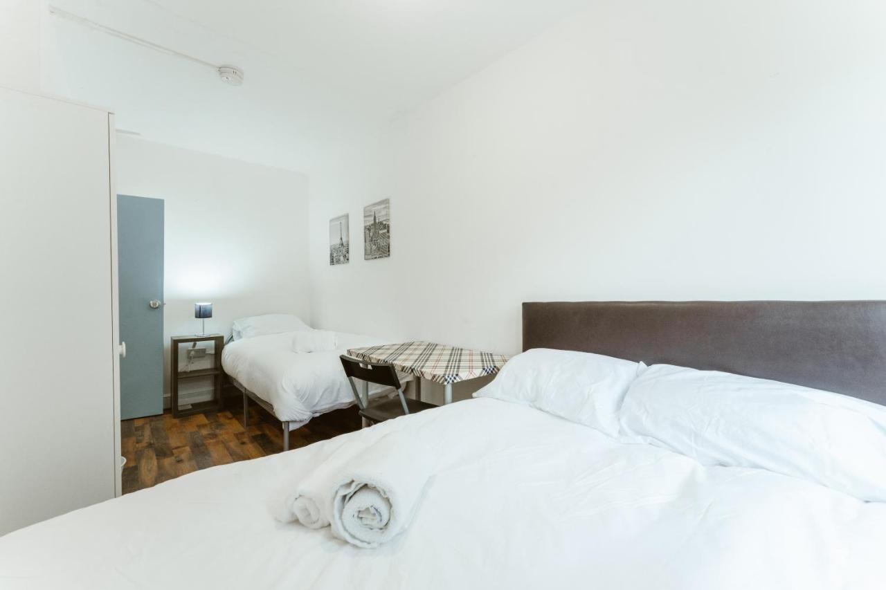Upton Park Bedrooms 25 Min To Central ロンドン エクステリア 写真