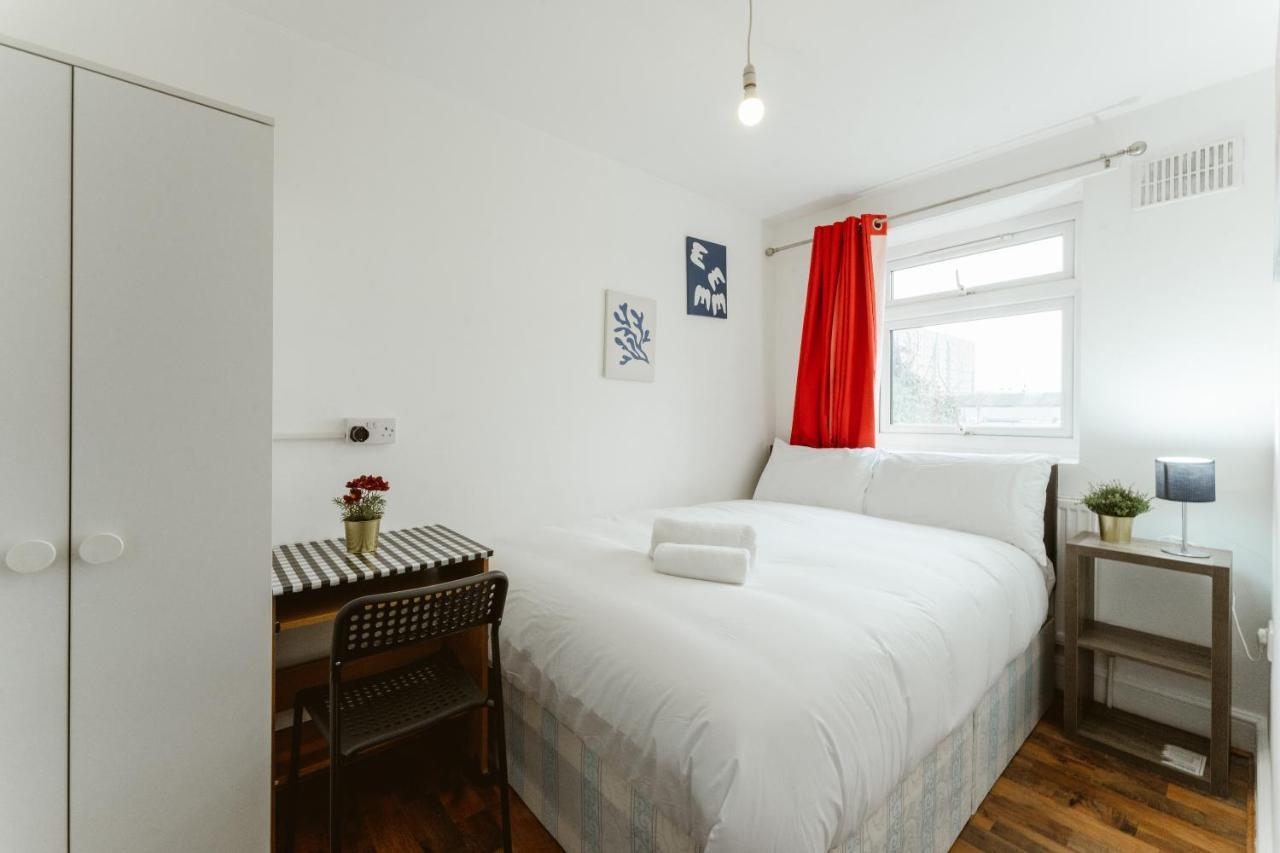 Upton Park Bedrooms 25 Min To Central ロンドン エクステリア 写真